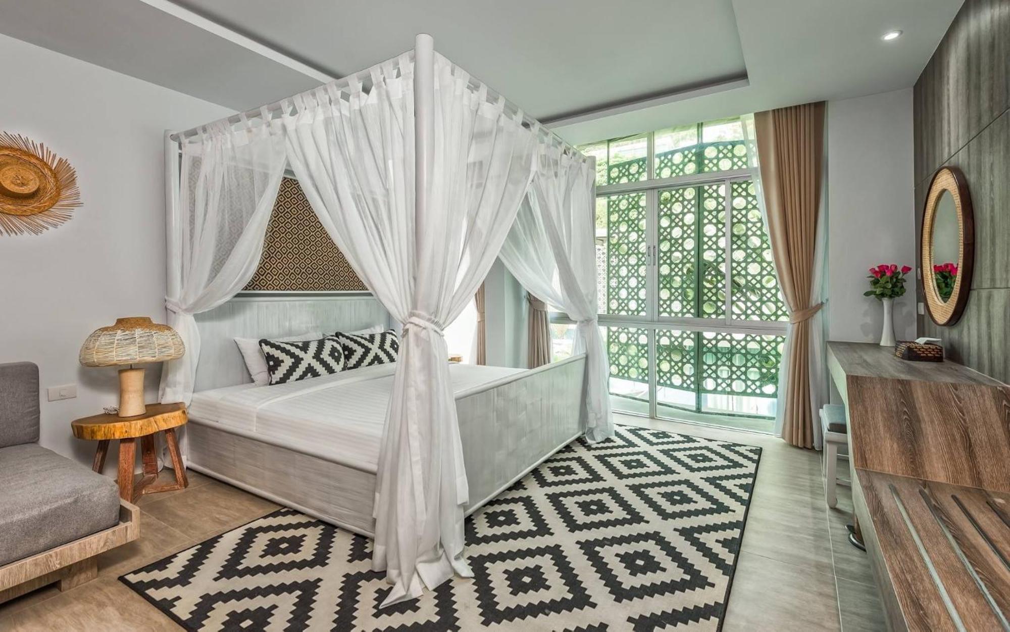 Villa Sonata Phuket Чалонг Экстерьер фото